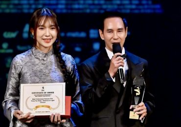 ‘Lật mặt 8’ thắng lớn, Lý Hải ẵm giải Đạo diễn xuất sắc nhất tại Mỹ