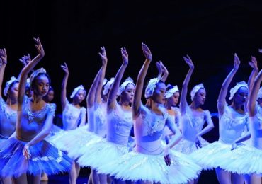Tái diễn tuyệt tác ballet ‘Hồ Thiên Nga’ tại Nhà hát Thành phố