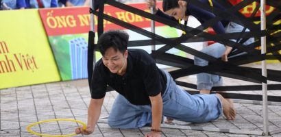 Quách Tuấn Du đồng cảm với nỗi đau mồ côi cha, nghẹn ngào nhắc tuổi thơ đi bán bánh dạo