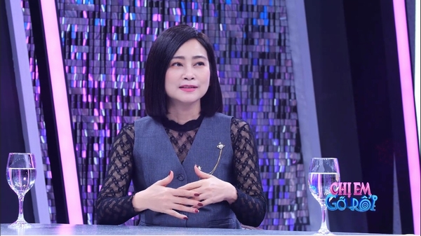 NSƯT Tuyết Thu bàn cách xử lý nếu con gái 16 tuổi có thai