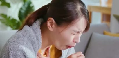 Lời cảnh báo: Nguy hiểm từ tin đồn ‘ho mạnh để tống cục máu đông’ phòng tránh đột quỵ
