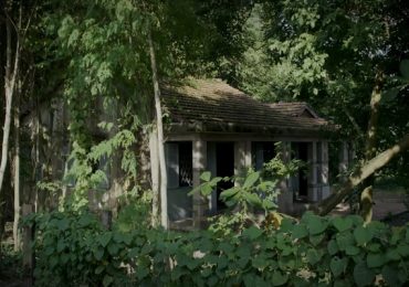 Tiết lộ ‘rợn tóc gáy’ về nguồn gốc của bối cảnh chính trong ‘Nhà hai chủ’