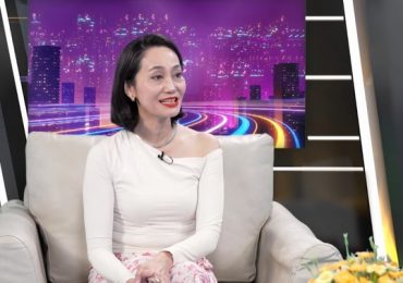 NSƯT Hạnh Thúy lo ngại về hệ lụy sức khỏe khi mẹ bầu chủ động định ngày giờ sinh cho con