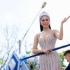 Á hậu Miss Cosmo 2025 sở hữu hai buổi diễu hành hoành tráng trong chuyến homecoming