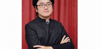 Nghệ sĩ Lưu Đức Anh biểu diễn trong đêm nhạc Mozart