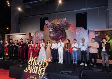 Võ Tấn Phát và Trần Ngọc Vàng ‘đọ’ phong thái nam thần trên thảm đỏ