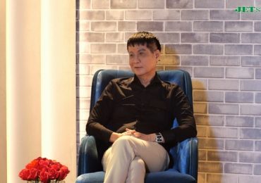 Người Thứ 3: Khi nữ trợ lý trẻ trở thành ‘cái gai’ trong tổ ấm của bác sĩ tu nghiệp tại Pháp