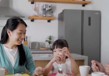 Câu Chuyện Cuộc Sống: Xây dựng môi trường gia đình tích cực cho trẻ