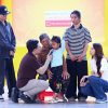 Phí Phương Anh nghẹn ngào, Double2T xót xa cảnh bà già yếu một mình nuôi con bệnh và hai cháu thơ dại