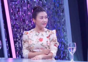 Huỳnh Ngân bất ngờ trước chuyện hâm nóng thịt kho trong nhà vệ sinh khi du lịch gia đình
