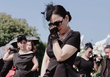 Hà Phương nghẹn ngào bên chồng Chính Chu tiễn biệt bà bầu Thúy Uyển