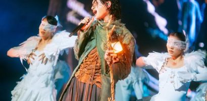 GREY D chứng minh đẳng cấp concert nghệ thuật với ‘Ánh Sáng • Màn Đêm’