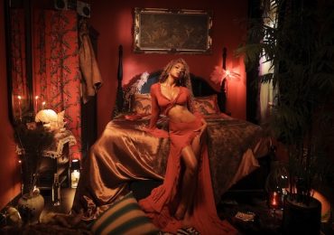 MAIQUINN ra mắt MV ‘Hoa Hồng’
