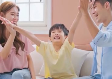 Câu Chuyện Cuộc Sống: Dạy con trẻ phân biệt đúng sai
