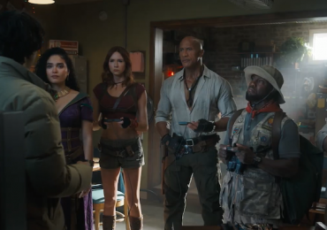 Bộ tứ huyền thoại Dwayne Johnson, Kevin Hart, Jack Black và Karen Gillan tái xuất