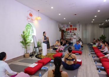 Chuyên gia Dương Quyên Nguyễn khởi động hành trình Yoga xuyên Việt