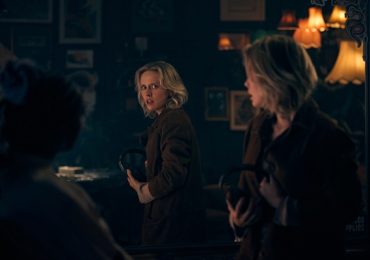 Amelia Eve vào vai người mẹ trẻ trong ‘Quỷ Quyệt: Ranh Giới Vô Định’