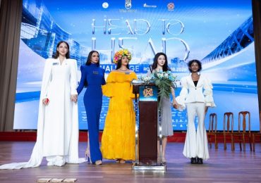 Lộ diện 4 thí sinh đầu tiên vào thẳng Top 40 Head to Head Challenge
