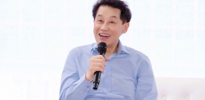 Doanh nhân Johnathan Hạnh Nguyễn truyền cảm hứng cho hơn 1.000 tân sinh viên