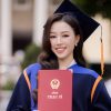 Á hậu Lê Thu Trà nhận bằng Thạc sĩ Quản trị Kinh doanh ở tuổi 24