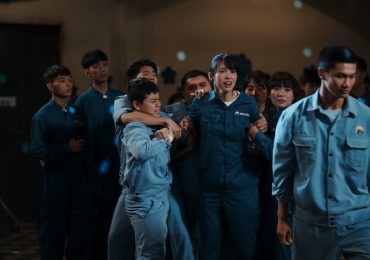 Hậu trường phim ‘Bò sữa bay’ gây sốt với phân cảnh Tiểu Vy tát Nguyễn Hùng