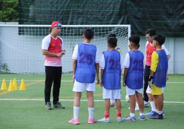 Trương Thế Vinh nhận thất bại đầu tiên tại ‘Cầu thủ nhí 2026’ cùng ‘đội tuyển ngôi sao’