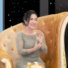NSƯT Vân Khánh khoe Cúp Album Vàng kỷ niệm và hành trình lập nghiệp đất Sài Thành