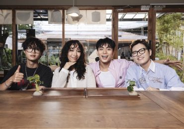 MONO làm host quán trà tâm sự cùng Mỹ Anh và LowG