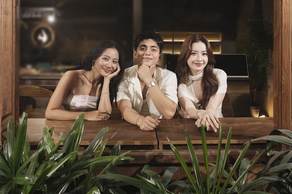 Văn Mai Hương cùng Chi Pu trải lòng với MONO tại ‘Mỹ Điệu Quán’