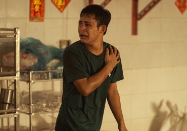 Diễn viên Gen Z mắc hội chứng Tics gây sốt trong bom tấn điện ảnh ‘Trại Buôn Người’