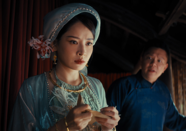 Chi Pu thể hiện ca khúc OST ‘Sao Em Còn’ cho phim ‘Chị Chị Em Em 3’