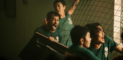‘Trại Buôn Người’ cán mốc 300 tỷ đồng