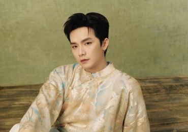 Vương Bình kết hợp Ngọc Sơn hát ‘Thành-Thân’ tại fanmeeting TPHCM