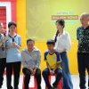 MC Thanh Thảo đưa cậu bé 14 tuổi đi khám chấn thương sau ghi hình