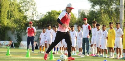 Cầu thủ Lý Đức trở lại làm HLV khách mời tại ‘Cầu thủ nhí 2026’