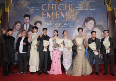 Chi Pu ‘xuyên không’ đòi danh phận tại premiere ‘Chị Chị Em Em 3’
